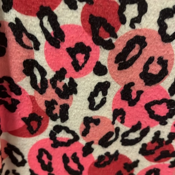 3/$20 Justice, pink, black & white cheetah print snap up onesie - Picture 4 of 6